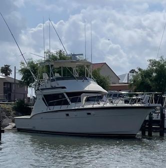 Hatteras 45 Convertible image