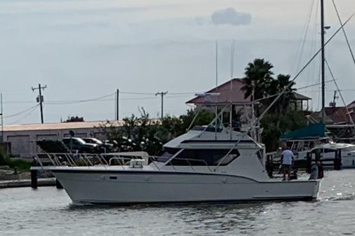 Hatteras 45 Convertible image