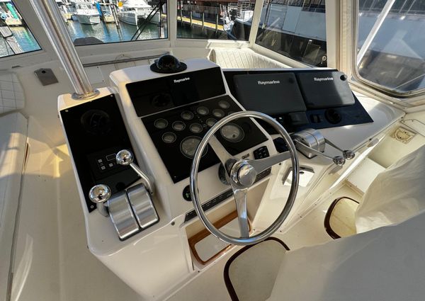 Ocean Yachts 48 CONVERTIBLE image