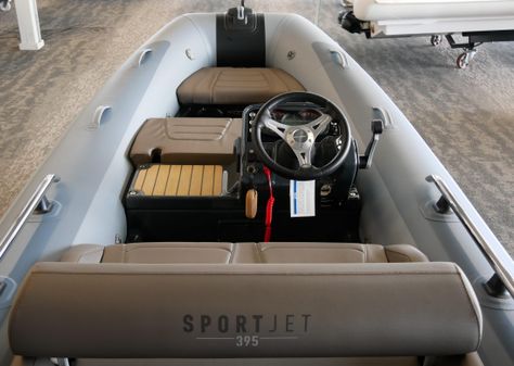 Williams Jet Tenders Sportjet 395 image