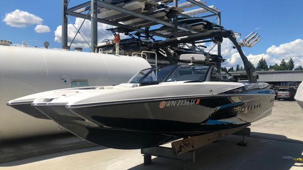 Malibu 24 MXZ