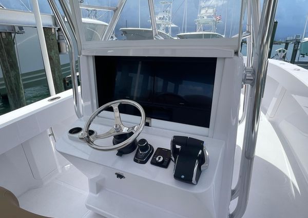 Bahama 35 Open image