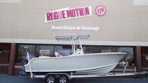Sportsman Heritage 231 Center Console