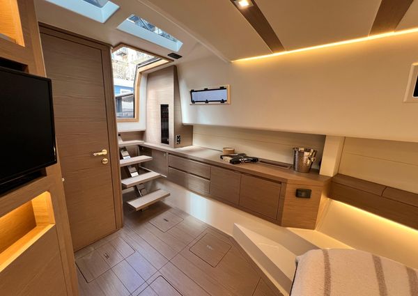 Pardo Yachts 43 image