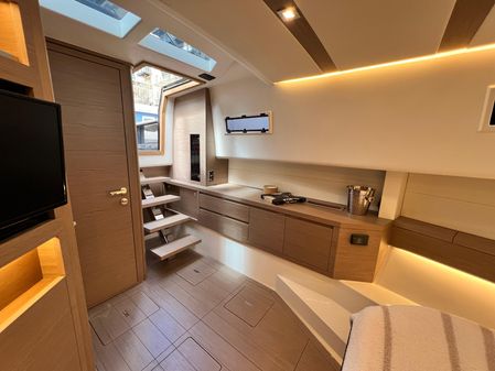 Pardo Yachts 43 image