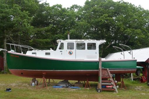 Holland 32-DOWNEAST-HARDTOP-CRUISER image