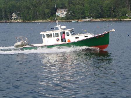 Holland 32-DOWNEAST-HARDTOP-CRUISER image