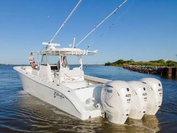 Yellowfin 39 Offshore image