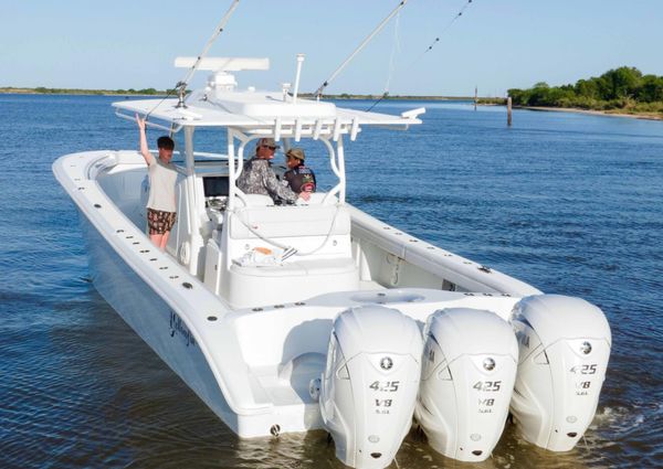 Yellowfin 39 Offshore image