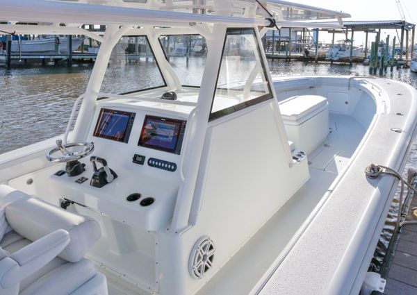 Yellowfin 39 Offshore image