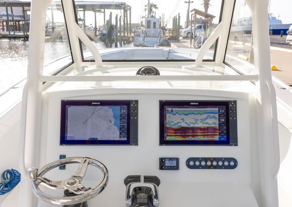 Yellowfin 39 Offshore image