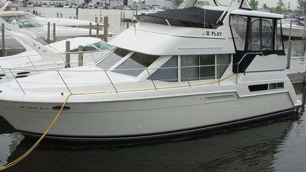 Carver 355 Aft Cabin 