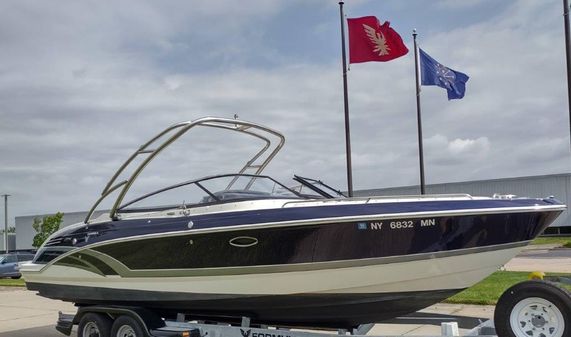 Formula 270 Bowrider image