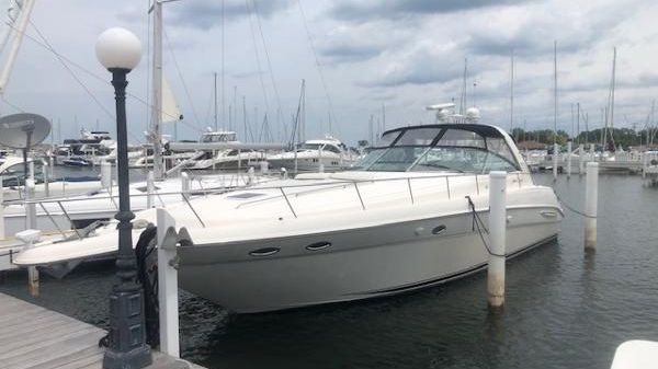 Sea Ray Sundancer 