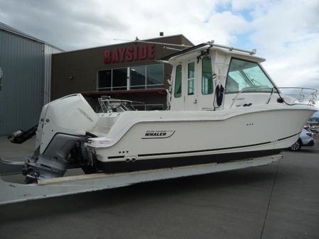 Boston Whaler 285 Conquest Pilothouse image