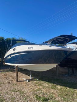 Sea Ray 280 Sundeck image