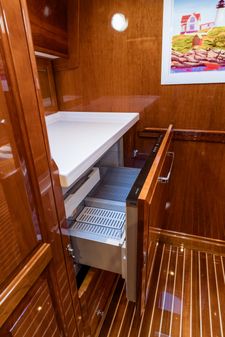 Hinckley Talaria 55 MKII Motor Yacht image