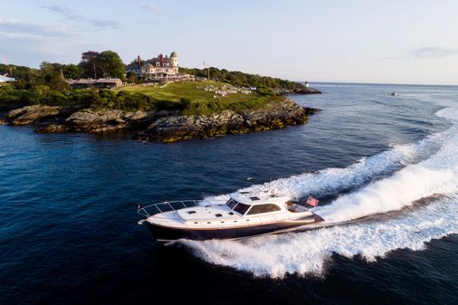 Hinckley Talaria 55 MKII Motor Yacht image