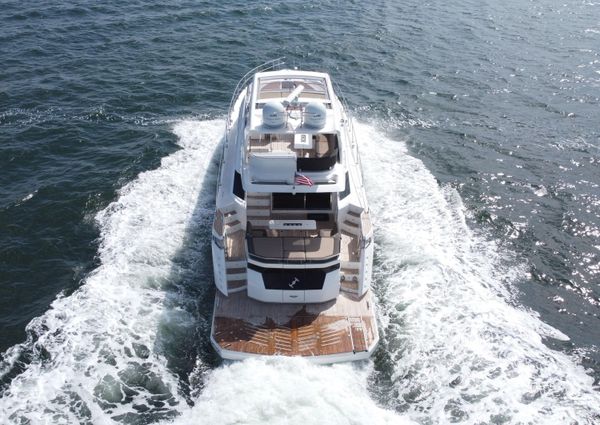 Galeon 660 Fly image