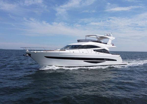 Galeon 660 Fly image