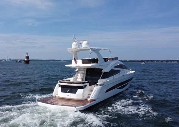 Galeon 660 Fly image