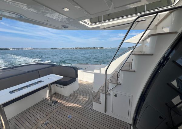 Galeon 660 Fly image