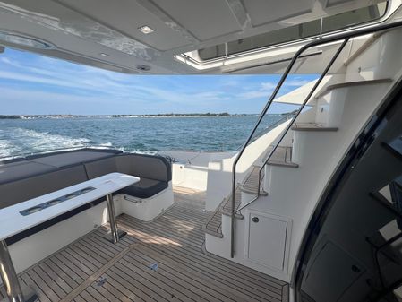 Galeon 660 Fly image