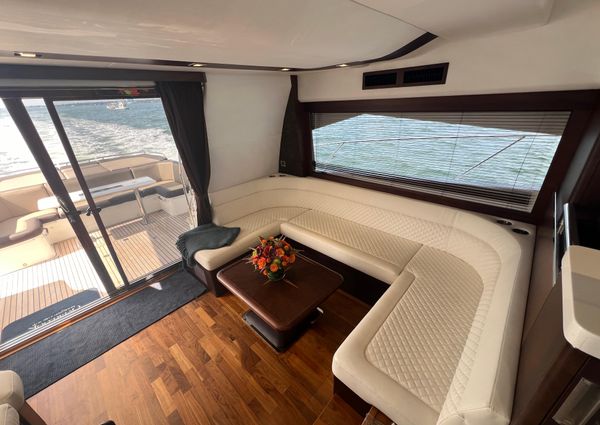 Galeon 660 Fly image