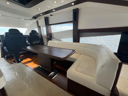 Galeon 660 Fly image