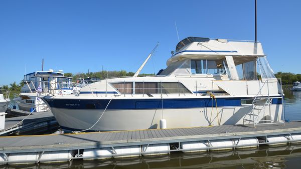 Chris-Craft 410 Commander
