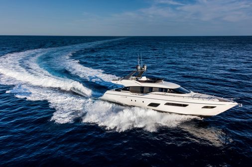 Ferretti-yachts 700 image