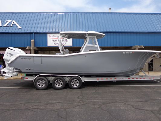 Tidewater 320 CC Adventure - main image