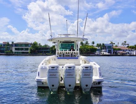 Boston Whaler 350 Outrage image