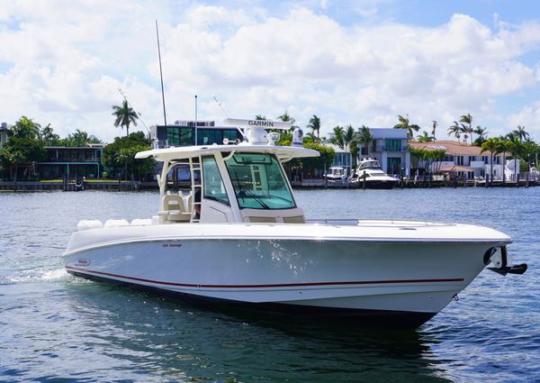 Boston Whaler 350 Outrage image