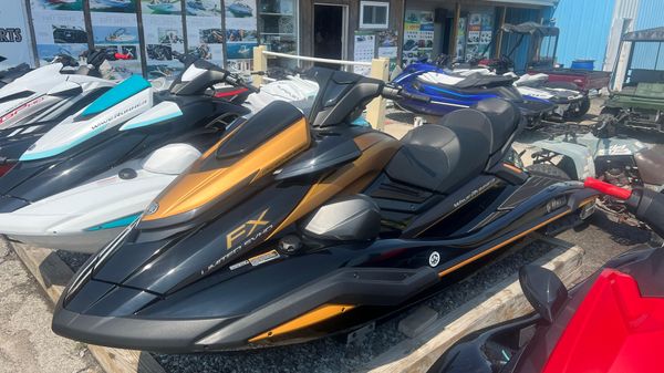 Yamaha WaveRunner FX Limited SVHO 