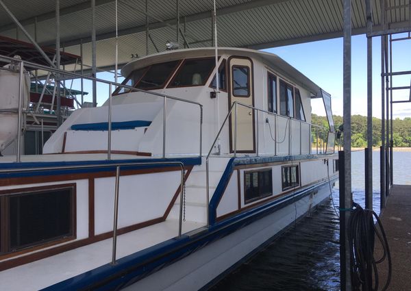 Sport-Yacht House Boat image