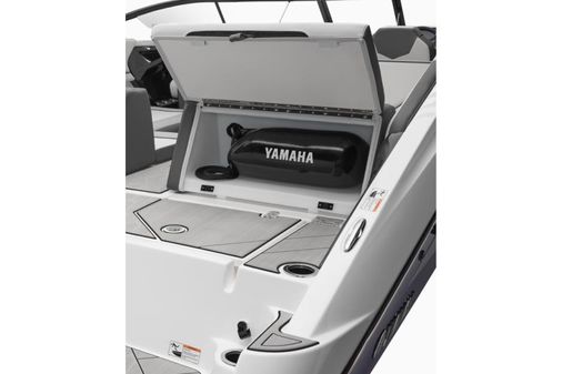 Yamaha Boats 252XE image