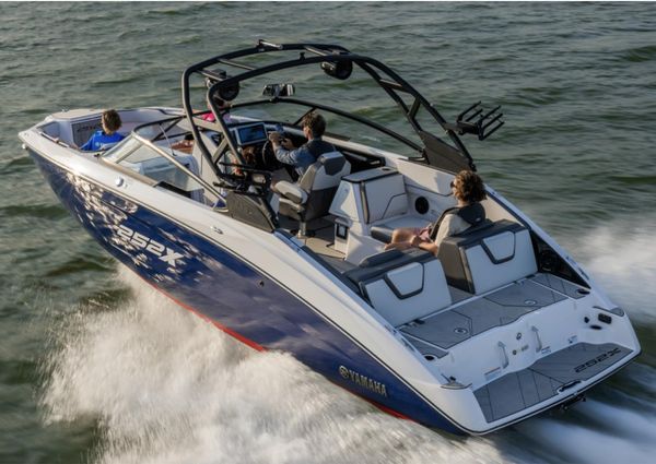 Yamaha Boats 252XE image