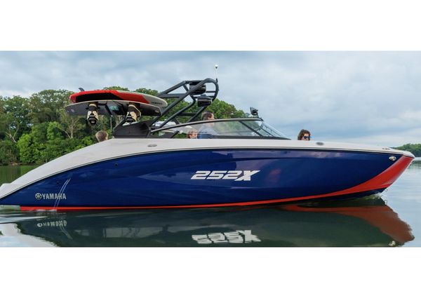 Yamaha-boats 252XE image