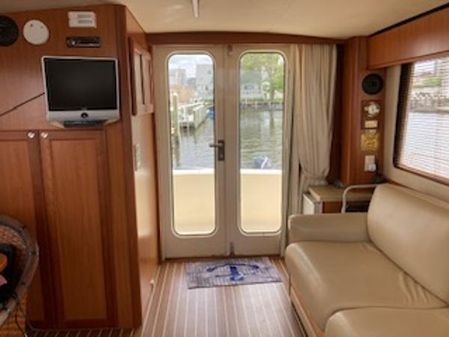 Mainship 34 Trawler image