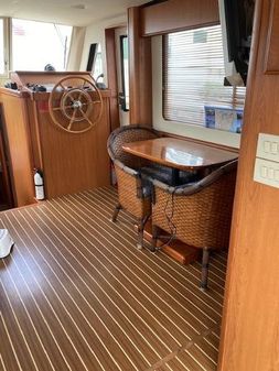 Mainship 34 Trawler image
