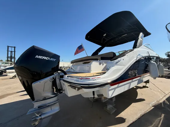Sea-ray SLX-260-OUTBOARD image