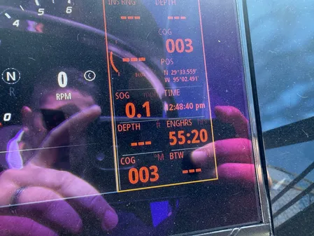 Sea Ray SLX 260 Outboard image