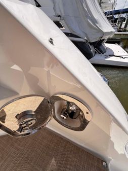 Sea Ray Sundancer 350 Coupe image