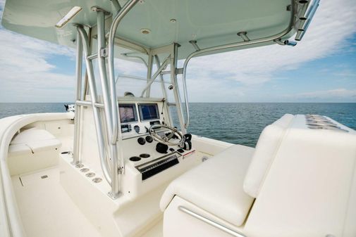 SeaVee 320B Center Console image