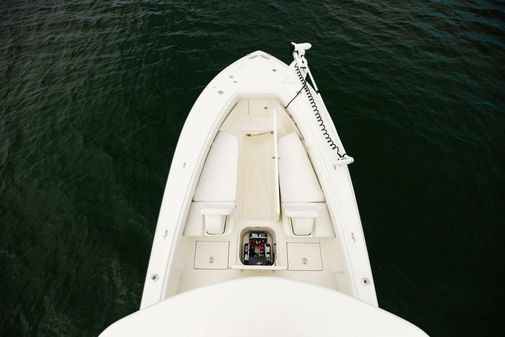 SeaVee 320B Center Console image