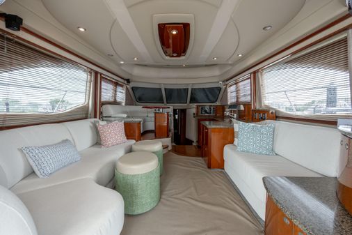 Sea Ray 52 Sedan Bridge image