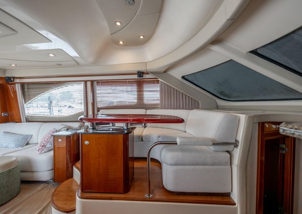 Sea Ray 52 Sedan Bridge image