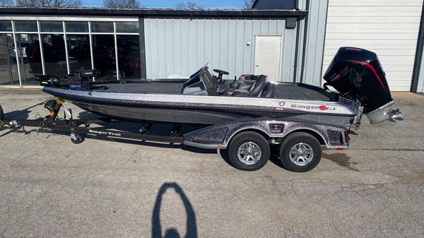 Bass Boats for Sale in Ontario - Page 1 of 2 