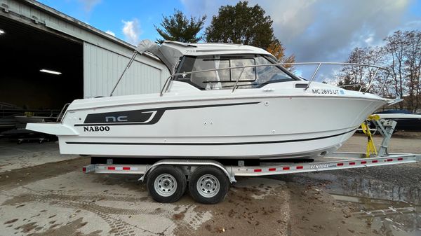 Jeanneau NC Weekender 795 Series 2